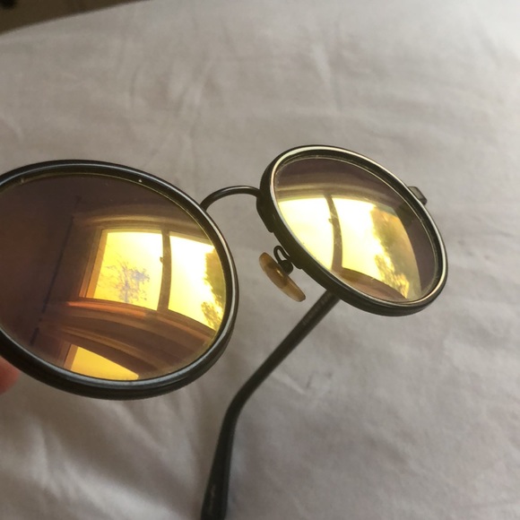 Sunday Somewhere Sunglasses - Picture 2 of 6